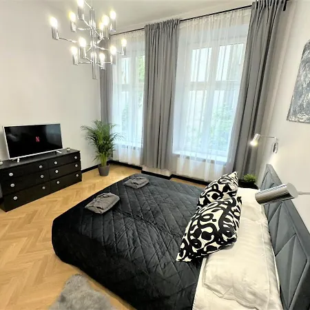 Luxury 100M2 Loft Design-Apartment At Wawel + Netflix Krakov Exteriér fotografie